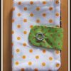 Porte carte blanc à pois oranges