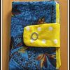 Porte carte bleu et jaune